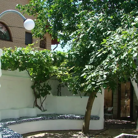 Gaudi * Odessa